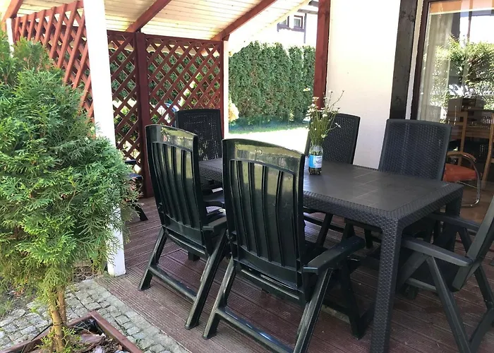 Dom wakacyjny Dom Letniskowy Dorota Poddąbie